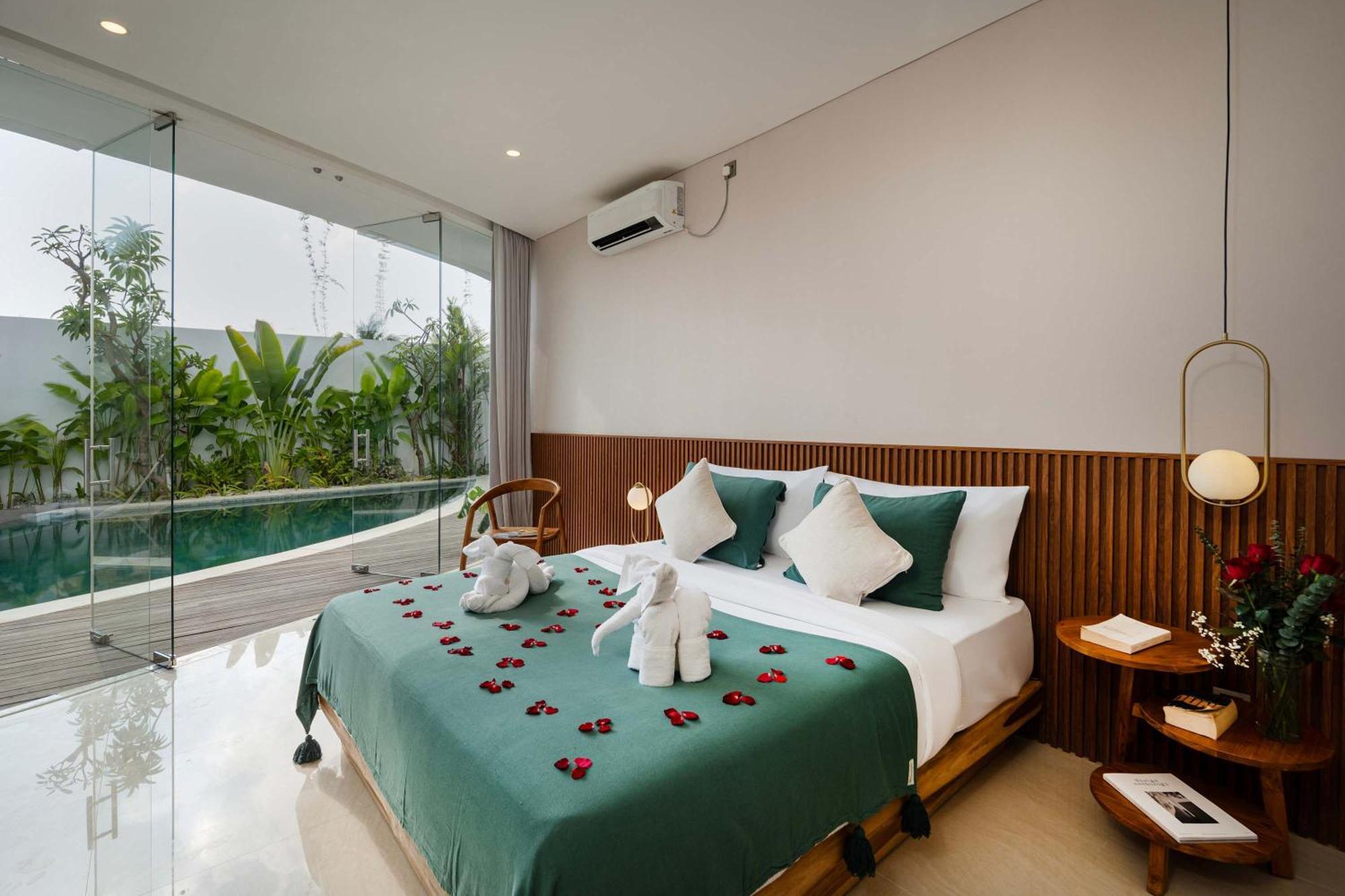 Rumah liburan Soluna Luxury 4bd With Pool & Zen Vibes Seminyak (Bali)