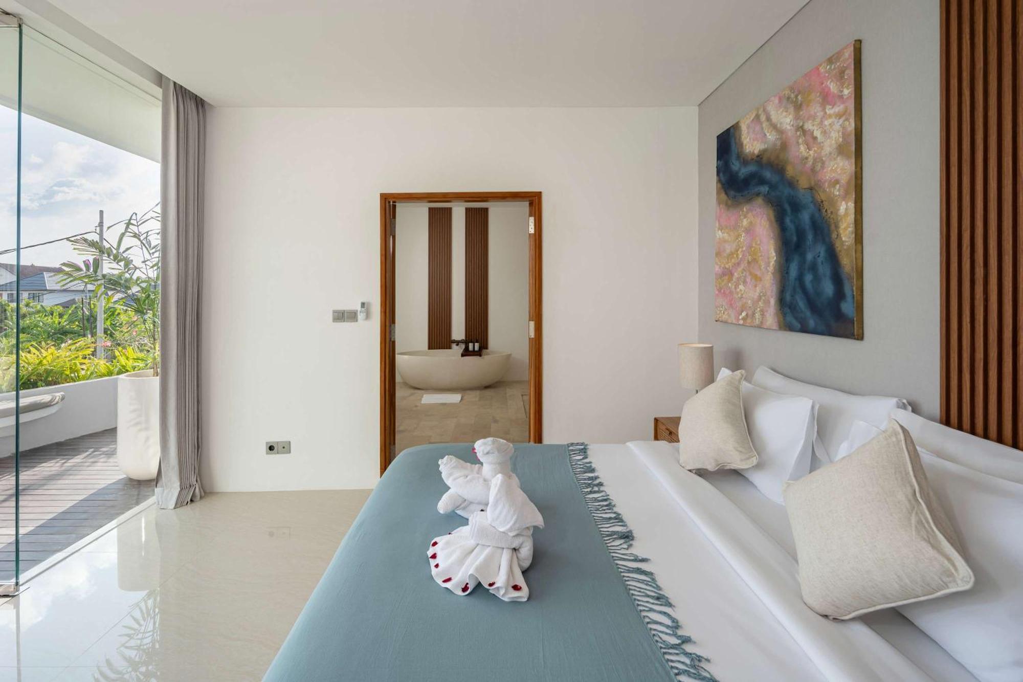 Soluna Luxury 4bd With Pool & Zen Vibes Seminyak (Bali)