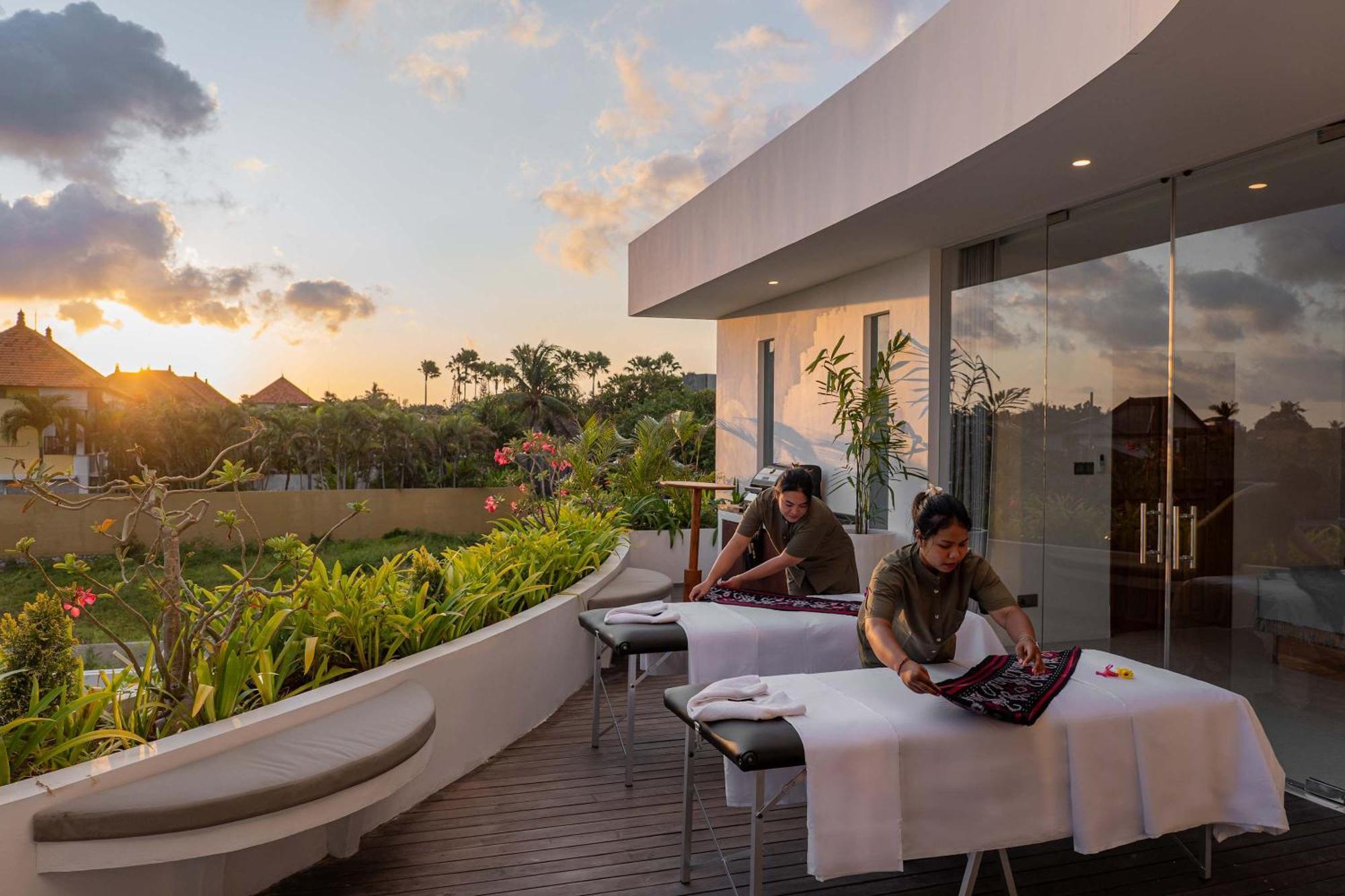 Rumah liburan Soluna Luxury 4bd With Pool & Zen Vibes